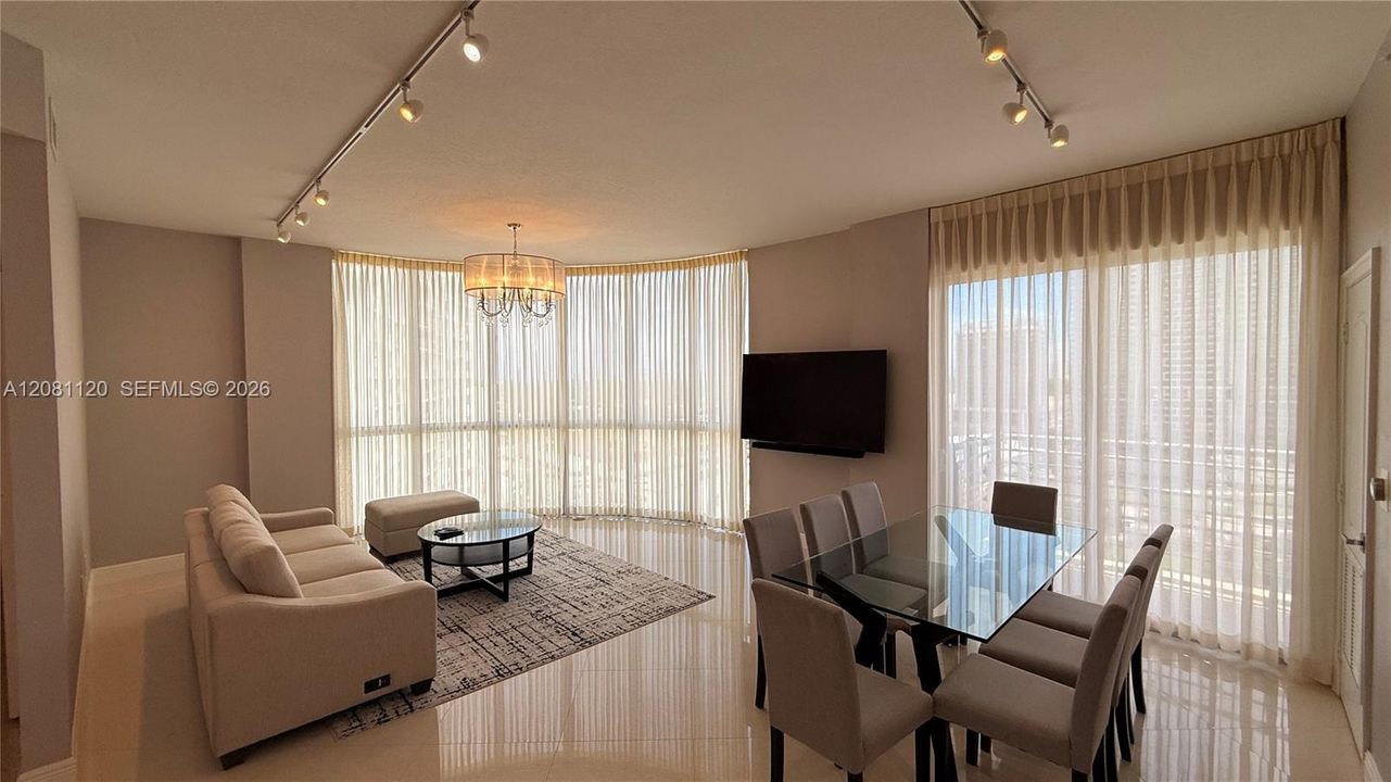 For Rent: $4,600 (3 beds, 2 baths, 1480 Square Feet)