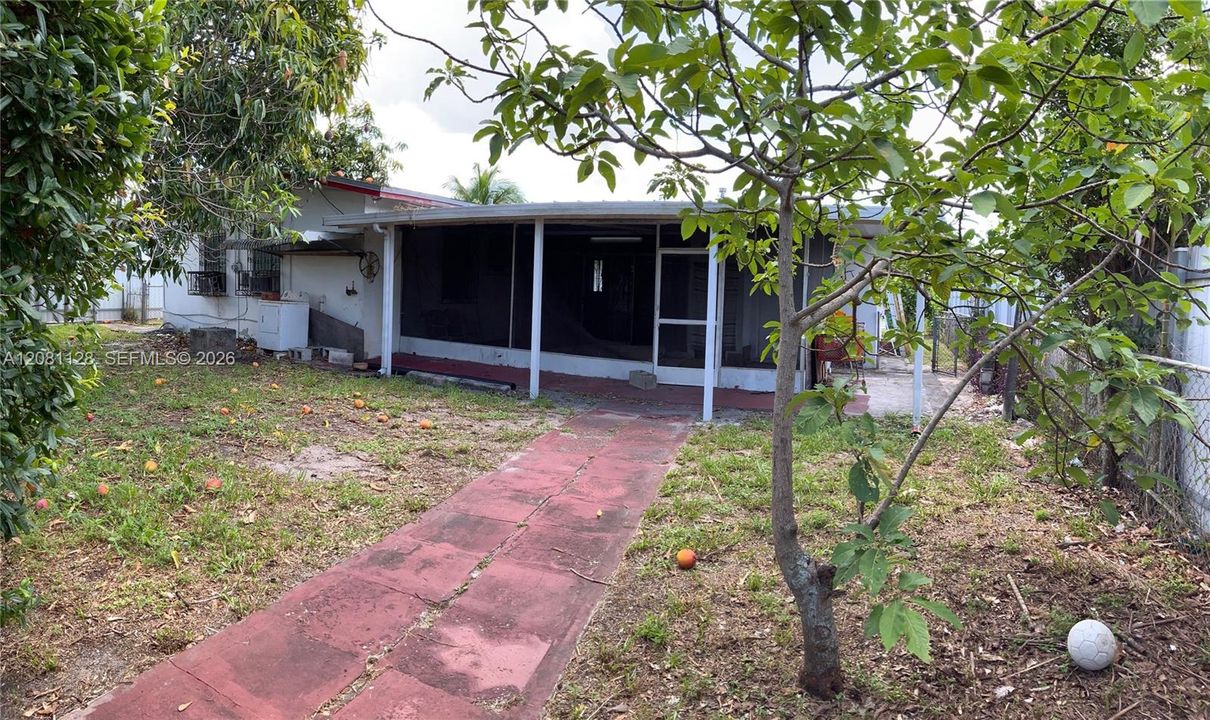 En Venta: $445,000 (3 camas, 1 baños, 1524 Pies cuadrados)