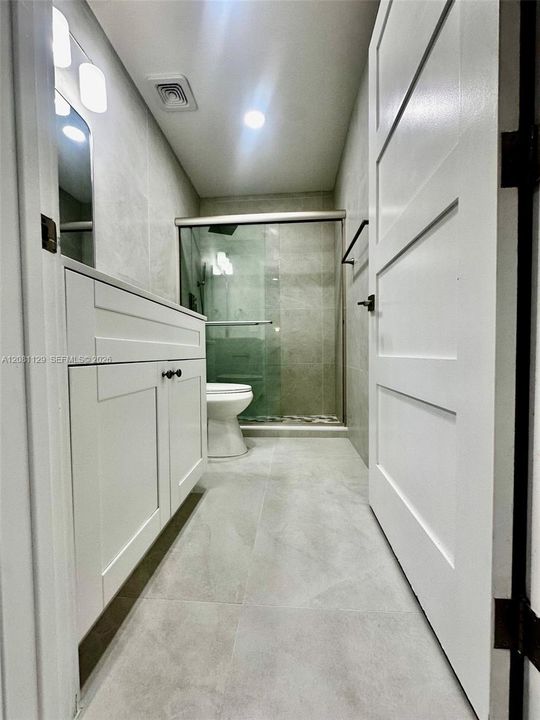 For Rent: $4,000 (3 beds, 2 baths, 1582 Square Feet)