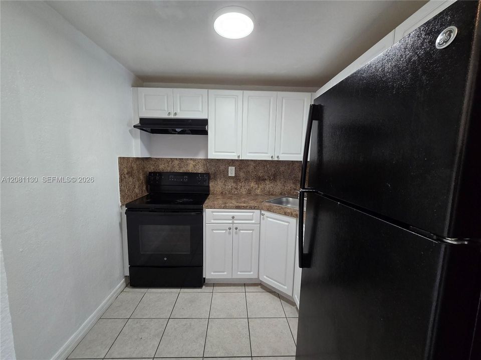 В аренду: $1,700 (1 спален, 1 ванн, 605 Квадратных фут)