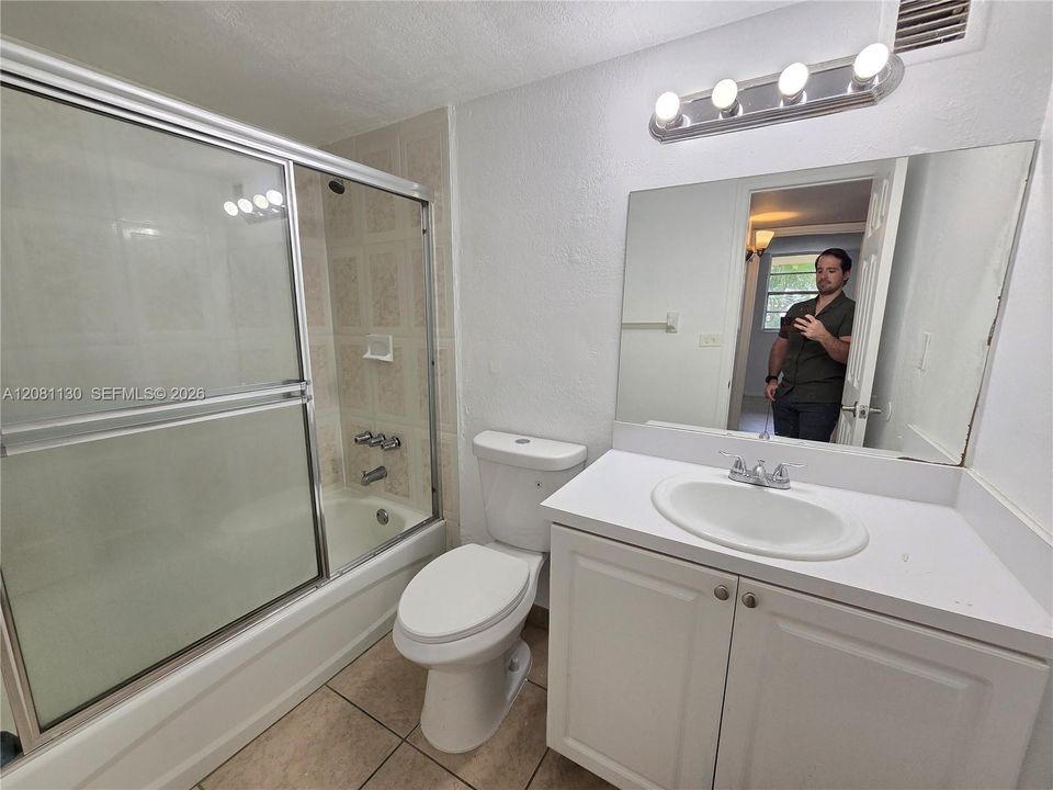 В аренду: $1,700 (1 спален, 1 ванн, 605 Квадратных фут)