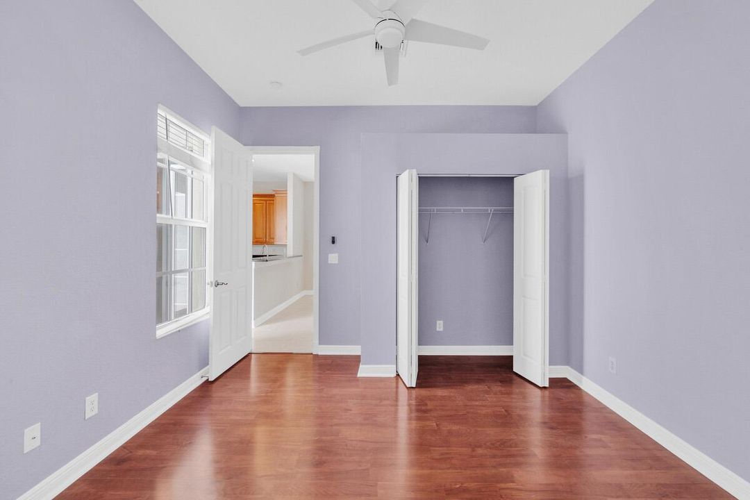 10 Guest Bedroom (3)