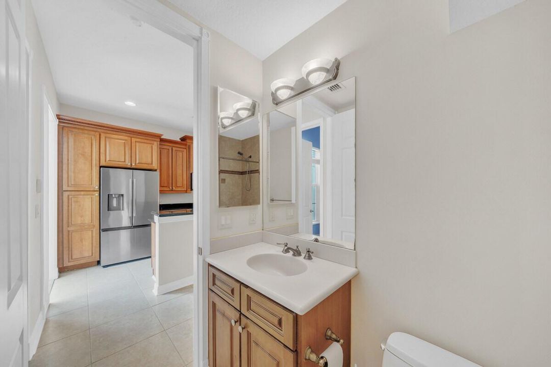 11 Guest Bathroom (2)
