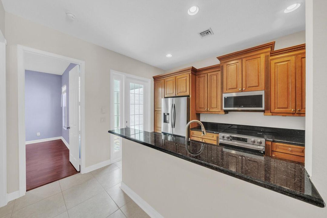 5 Kitchen (3)