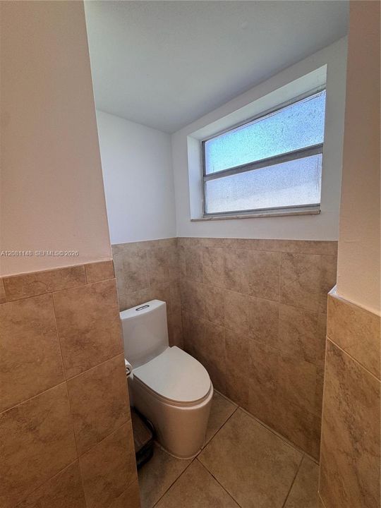 В аренду: $1,900 (2 спален, 1 ванн, 1036 Квадратных фут)