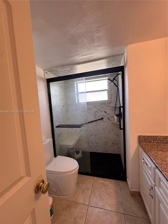 В аренду: $1,900 (2 спален, 1 ванн, 1036 Квадратных фут)