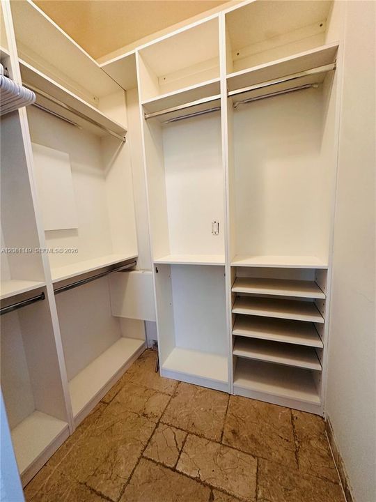 For Rent: $3,850 (2 beds, 2 baths, 1100 Square Feet)