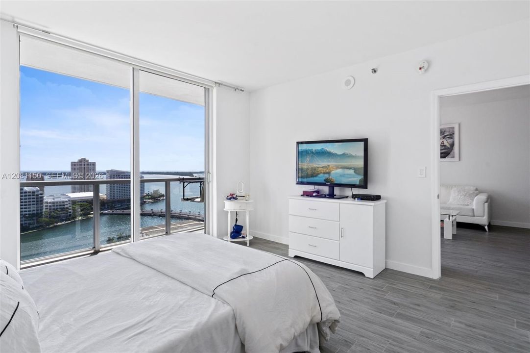 В аренду: $3,900 (1 спален, 1 ванн, 806 Квадратных фут)