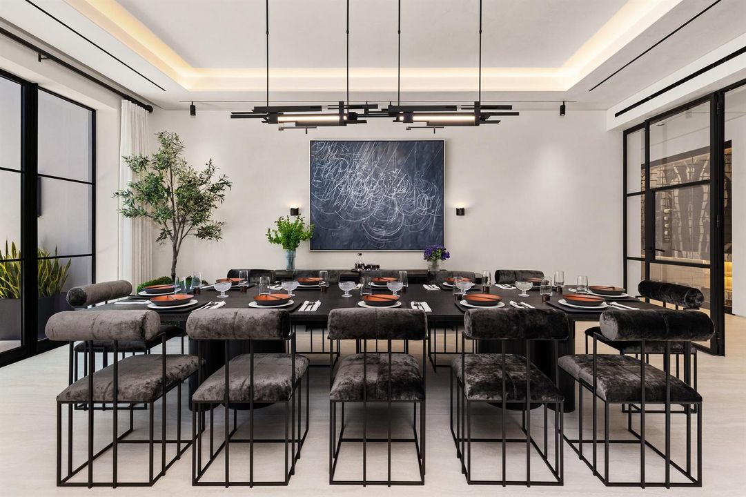 Dining 2