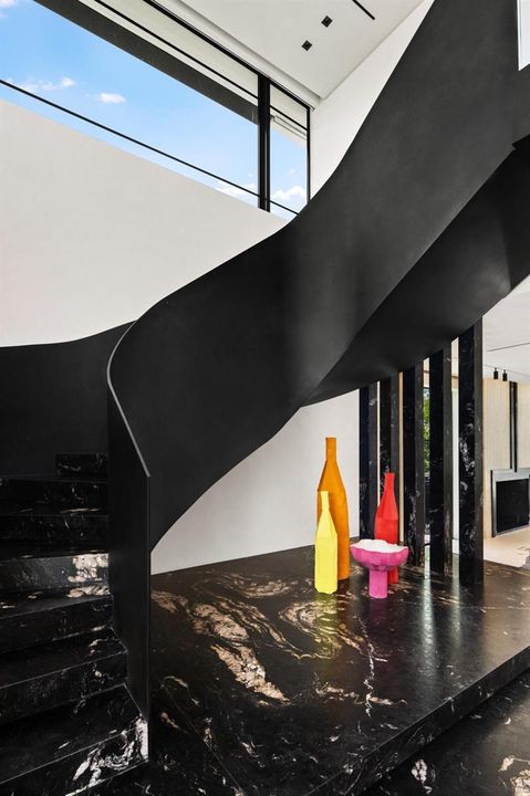 Foyer 9