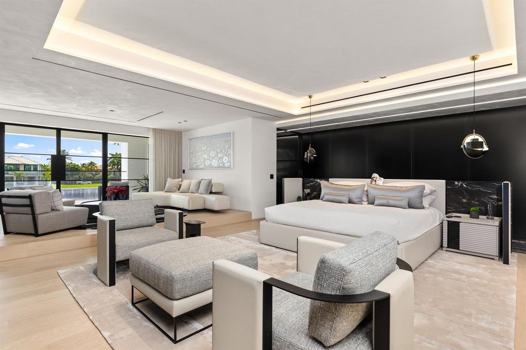 Master Bed 8