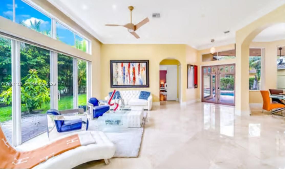 For Rent: $8,000 (5 beds, 4 baths, 3284 Square Feet)