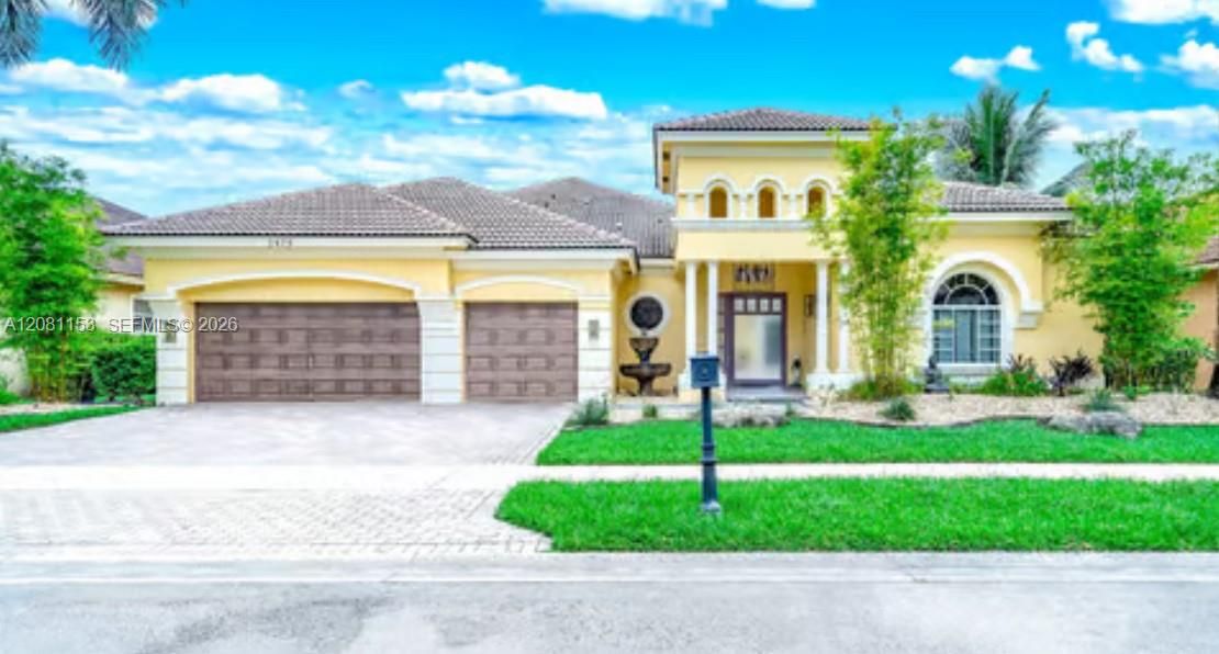For Rent: $8,000 (5 beds, 4 baths, 3284 Square Feet)