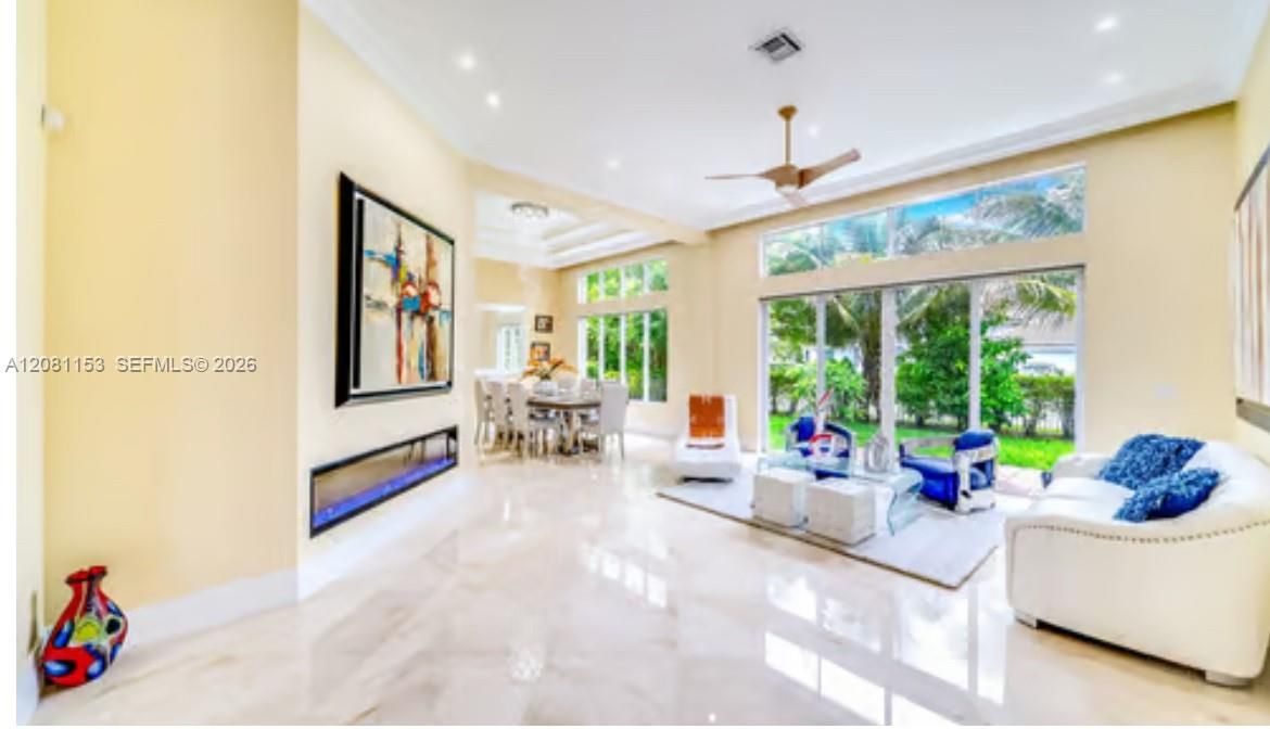 For Rent: $8,000 (5 beds, 4 baths, 3284 Square Feet)