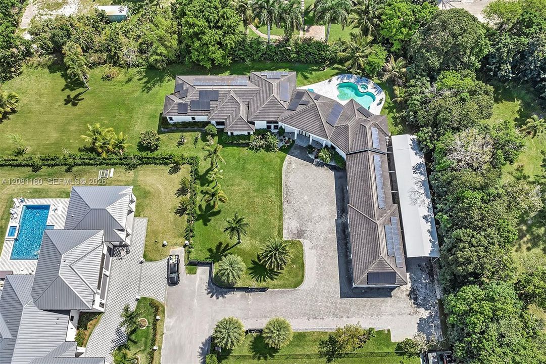 For Sale: $3,999,900 (4 beds, 3 baths, 4401 Square Feet)