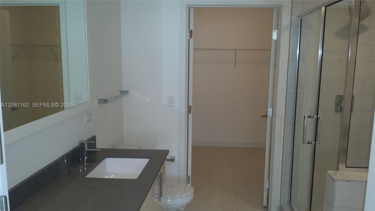 В аренду: $4,350 (2 спален, 2 ванн, 1390 Квадратных фут)