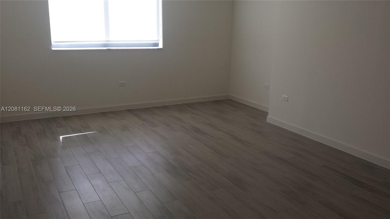В аренду: $4,350 (2 спален, 2 ванн, 1390 Квадратных фут)