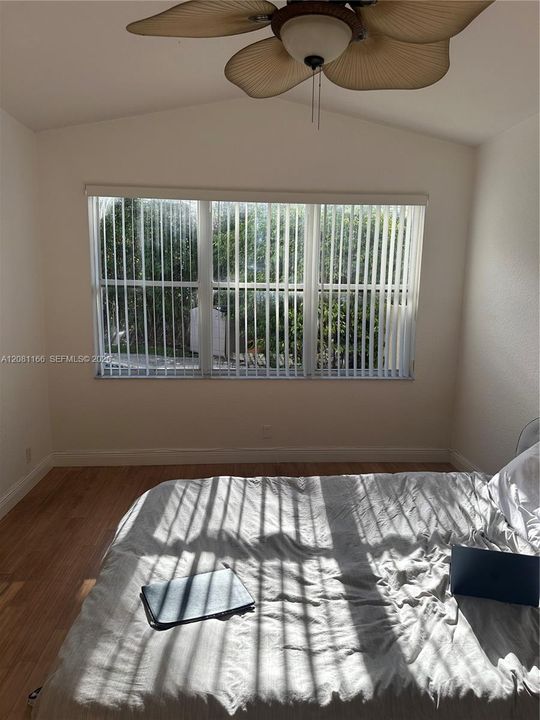 For Rent: $4,800 (4 beds, 2 baths, 1830 Square Feet)