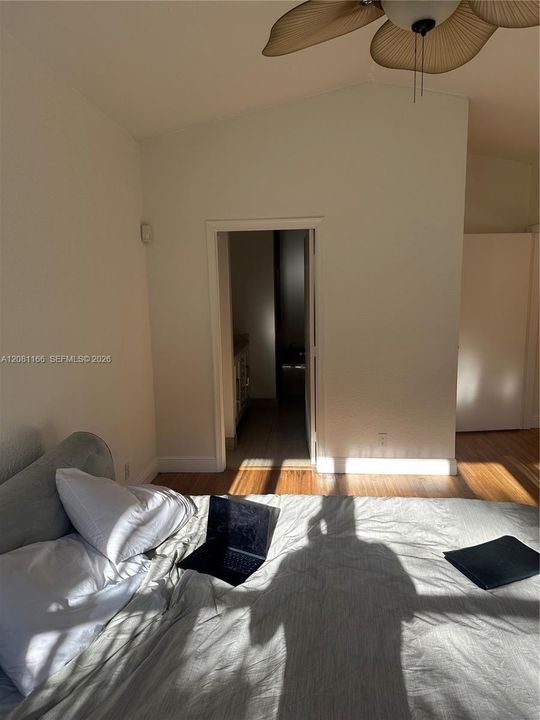 For Rent: $4,800 (4 beds, 2 baths, 1830 Square Feet)