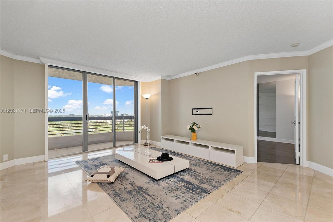 En Venta: $410,000 (2 camas, 2 baños, 1181 Pies cuadrados)