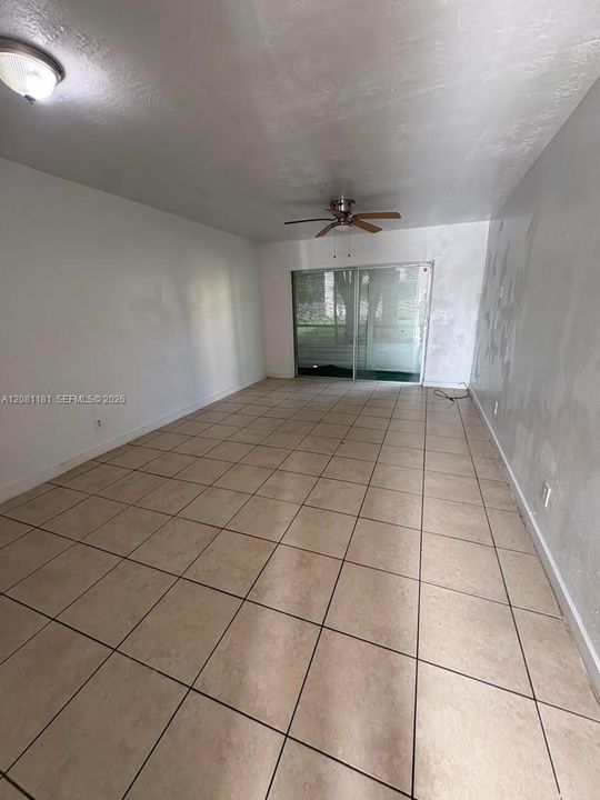 В аренду: $1,650 (1 спален, 1 ванн, 792 Квадратных фут)