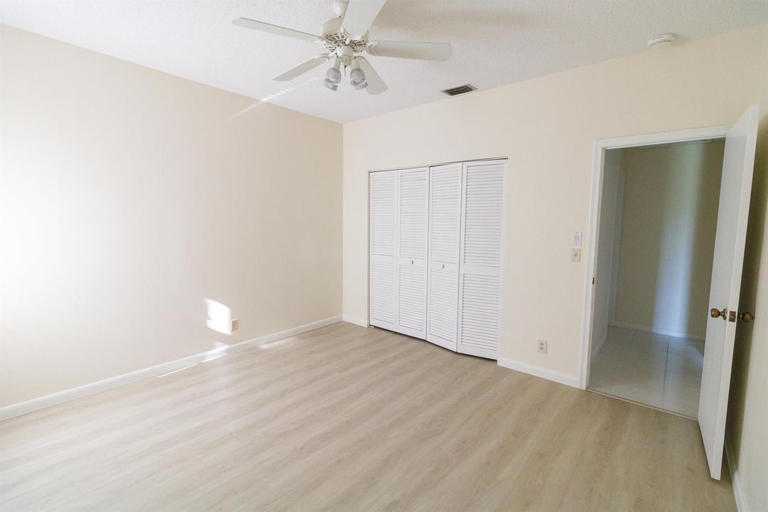 Royal Palm court-2950