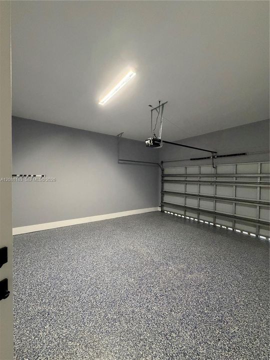 For Rent: $4,700 (4 beds, 2 baths, 2006 Square Feet)