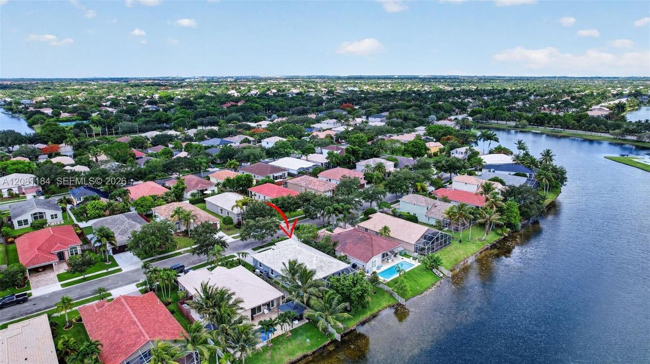 En Venta: $750,000 (4 camas, 3 baños, 2102 Pies cuadrados)