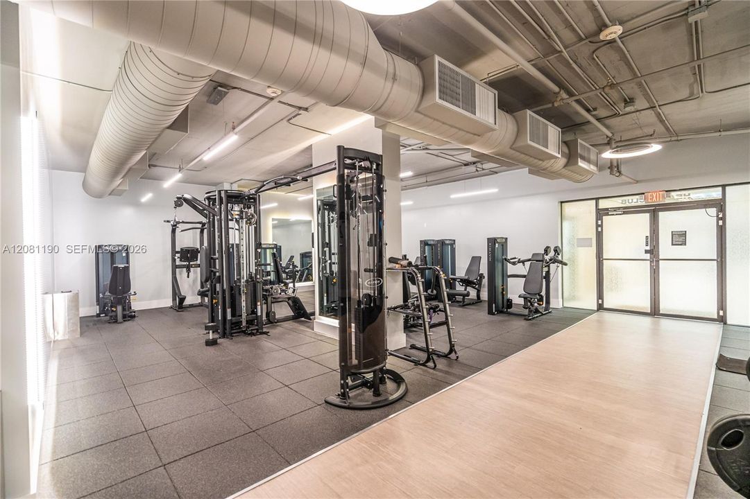 For Rent: $3,100 (1 beds, 2 baths, 1064 Square Feet)