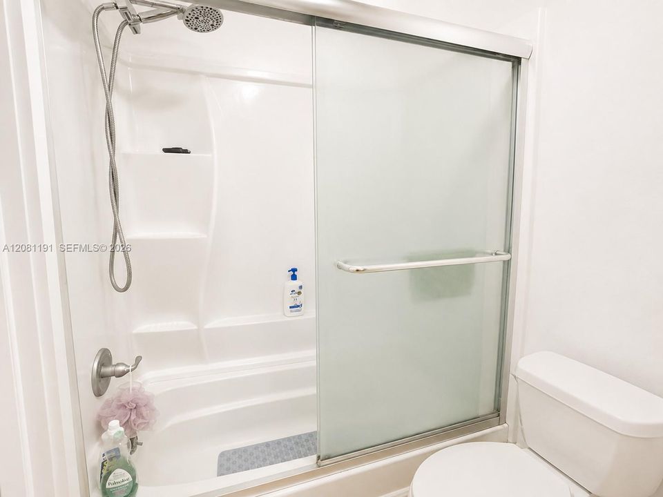 En Venta: $474,900 (3 camas, 2 baños, 1310 Pies cuadrados)