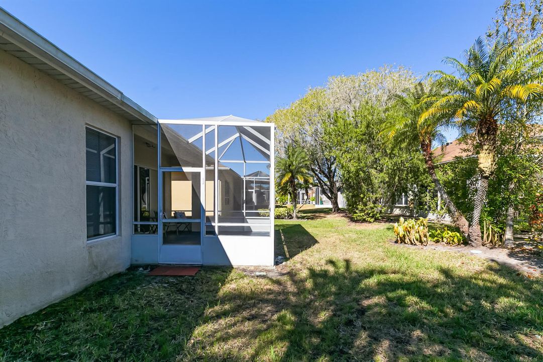 619 NW Monticello PL