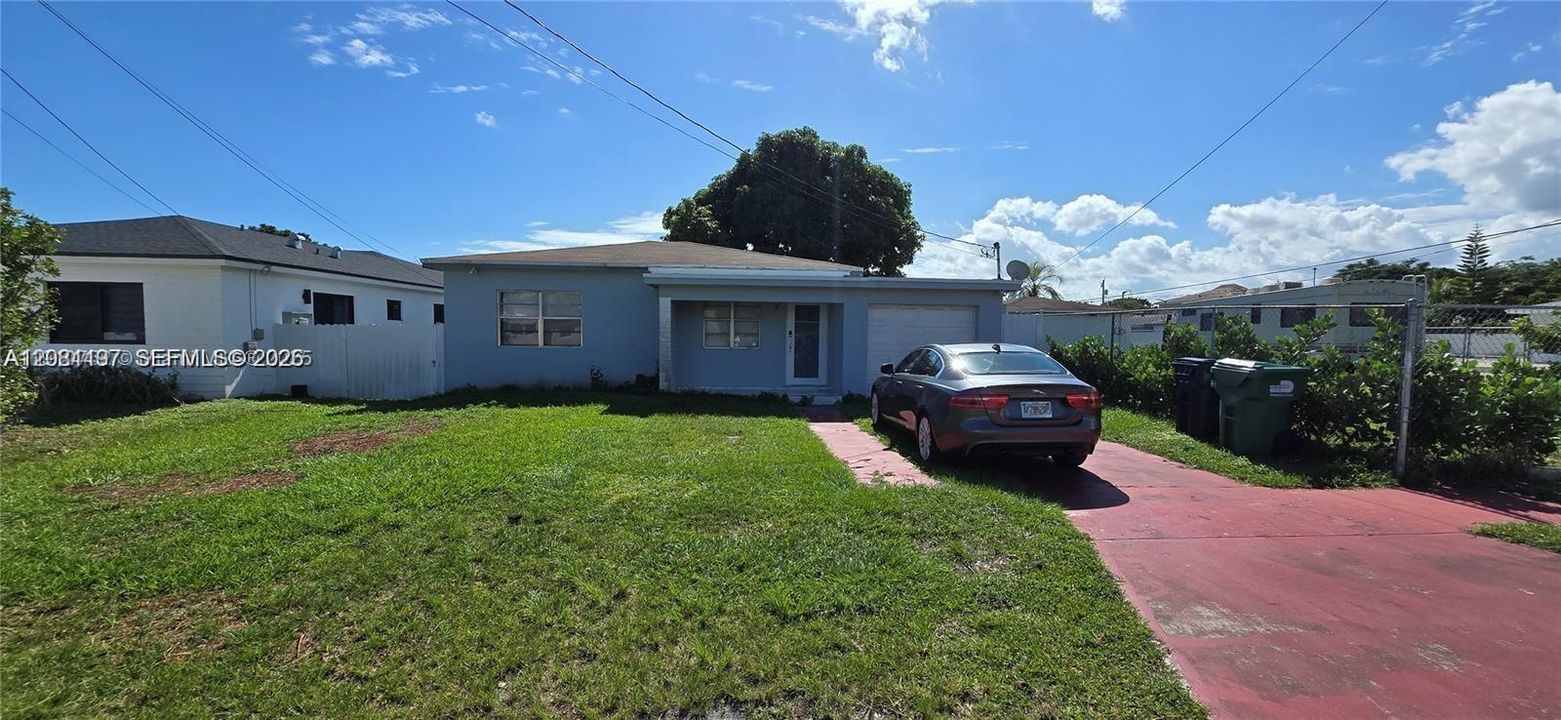 For Rent: $2,500 (2 beds, 1 baths, 1091 Square Feet)