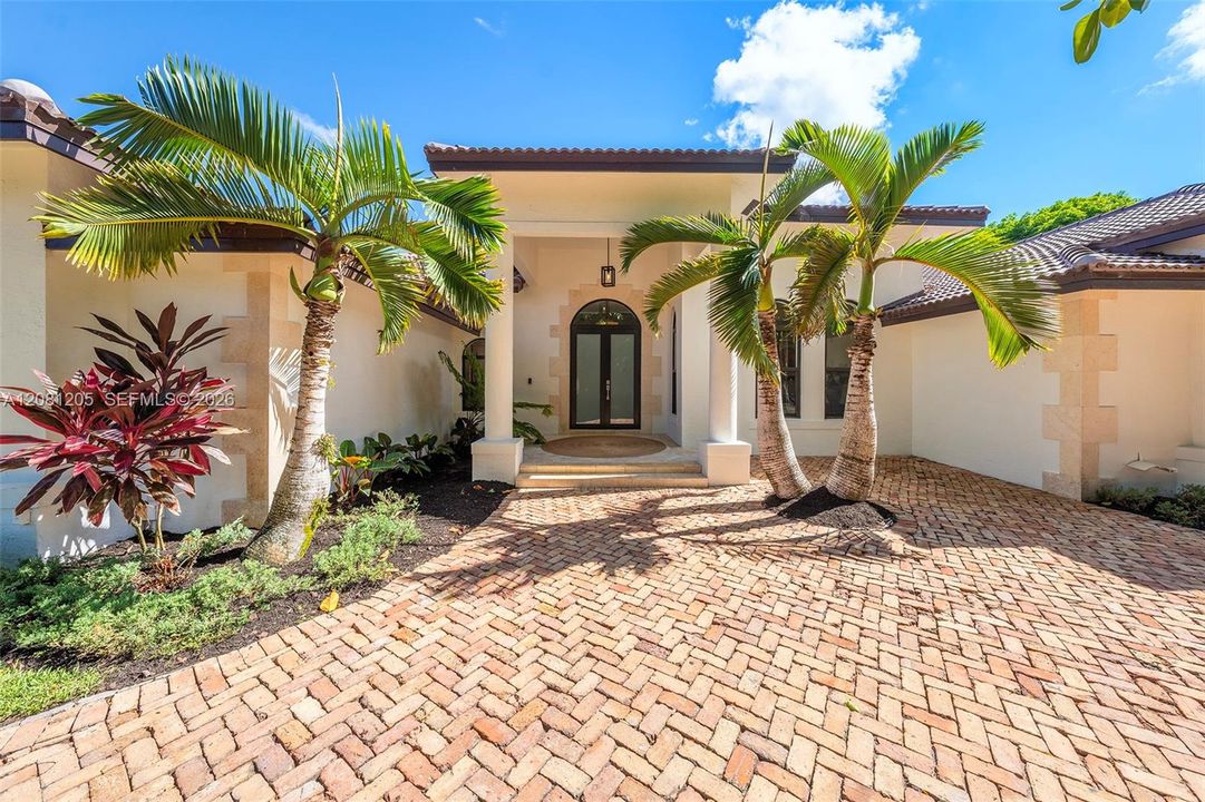 For Sale: $4,000,000 (5 beds, 5 baths, 0 Square Feet)