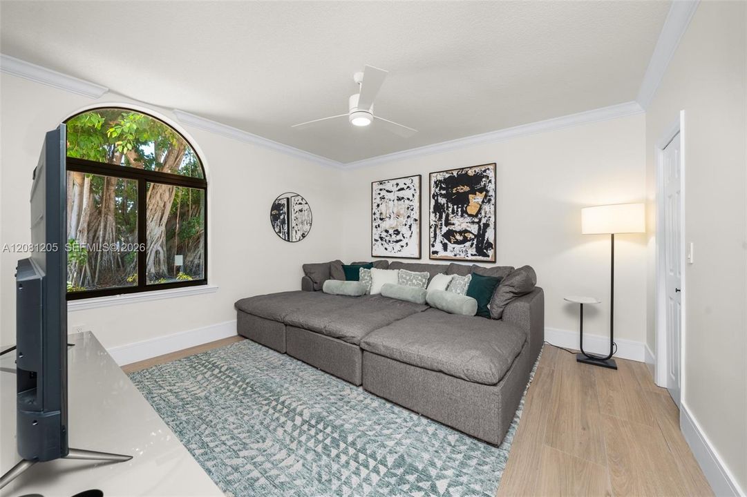 For Sale: $4,000,000 (5 beds, 5 baths, 0 Square Feet)