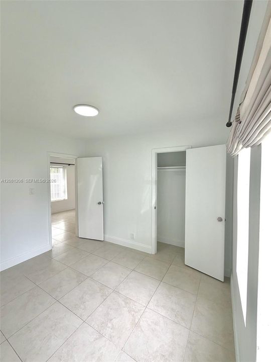 For Rent: $2,995 (2 beds, 1 baths, 1053 Square Feet)