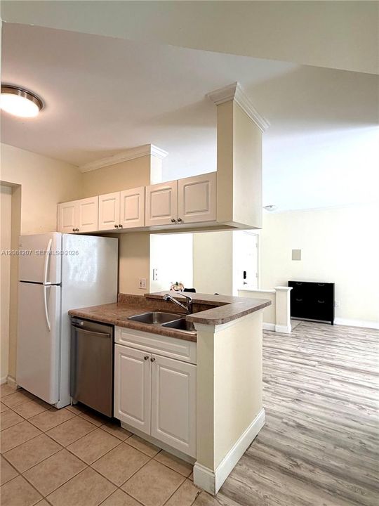 En Venta: $344,000 (1 camas, 1 baños, 673 Pies cuadrados)