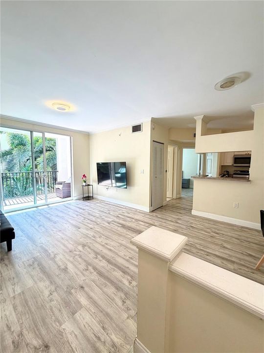 En Venta: $344,000 (1 camas, 1 baños, 673 Pies cuadrados)