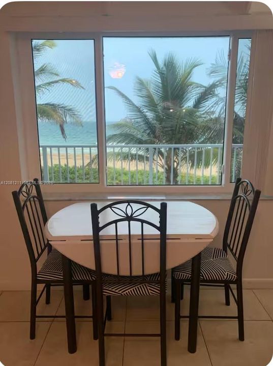For Rent: $2,100 (1 beds, 1 baths, 375 Square Feet)