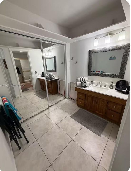 For Rent: $2,100 (1 beds, 1 baths, 375 Square Feet)