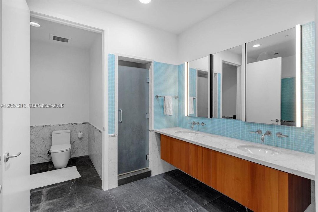 For Sale: $1,679,000 (2 beds, 3 baths, 2149 Square Feet)