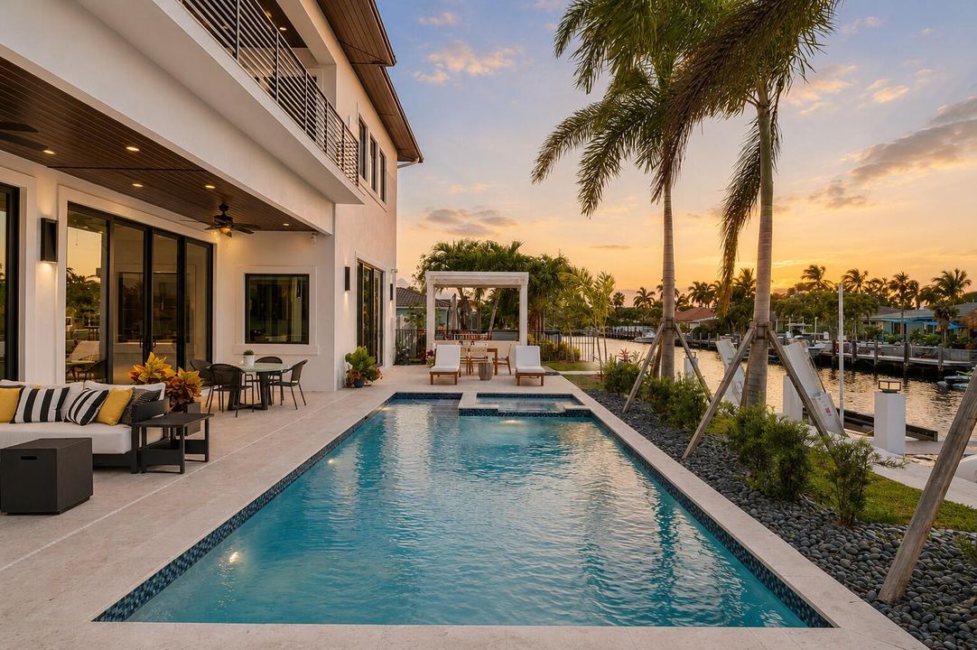 Sunrise pool