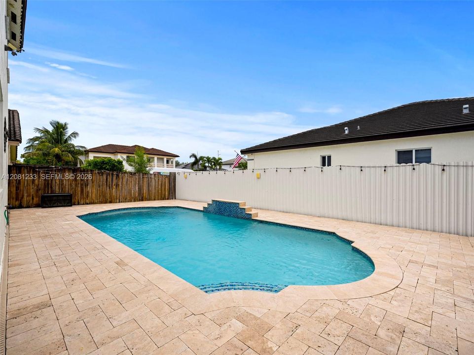 For Sale: $869,999 (4 beds, 2 baths, 2372 Square Feet)