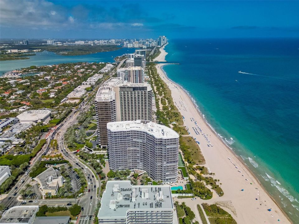 For Sale: $3,200,000 (2 beds, 2 baths, 2250 Square Feet)