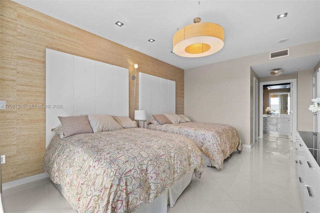 For Sale: $3,200,000 (2 beds, 2 baths, 2250 Square Feet)