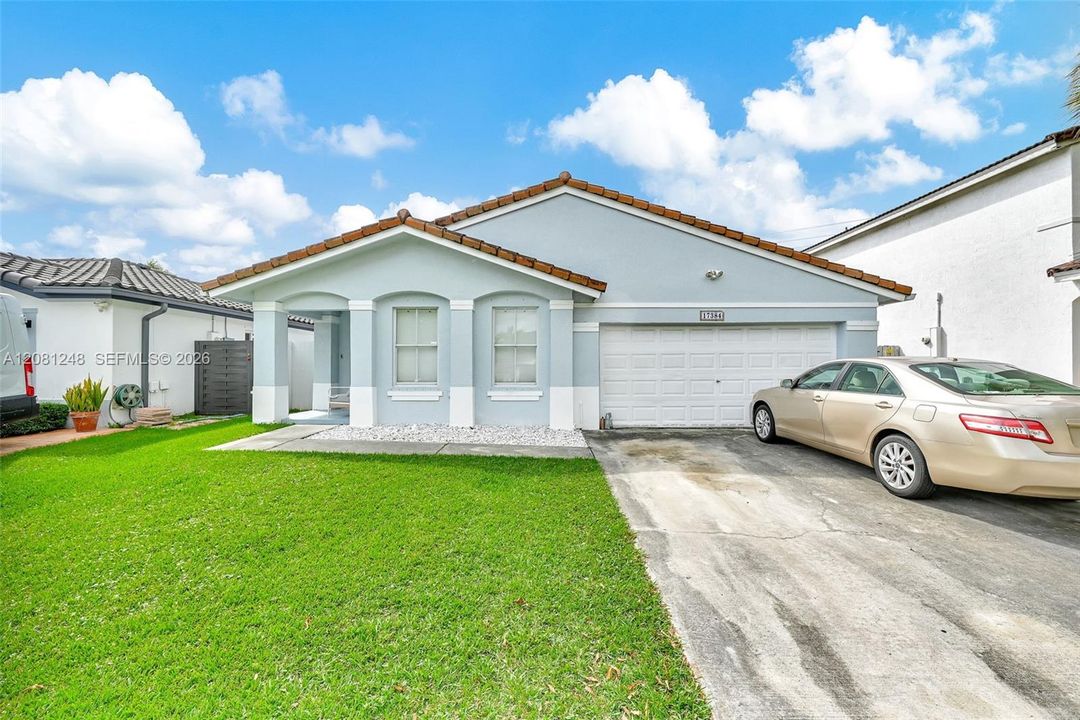 For Sale: $669,999 (4 beds, 3 baths, 1616 Square Feet)