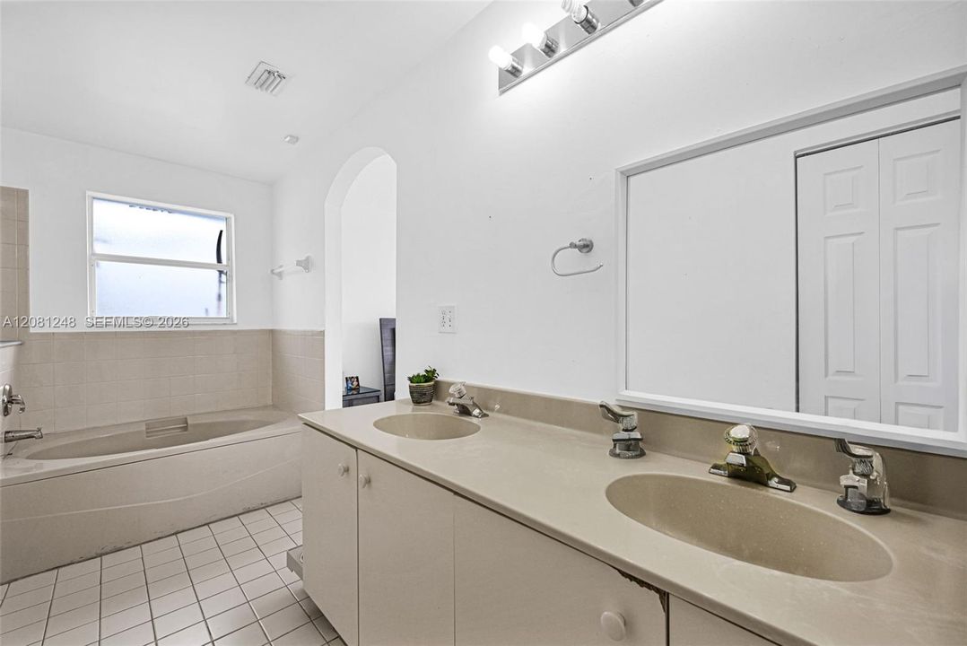 For Sale: $669,999 (4 beds, 3 baths, 1616 Square Feet)