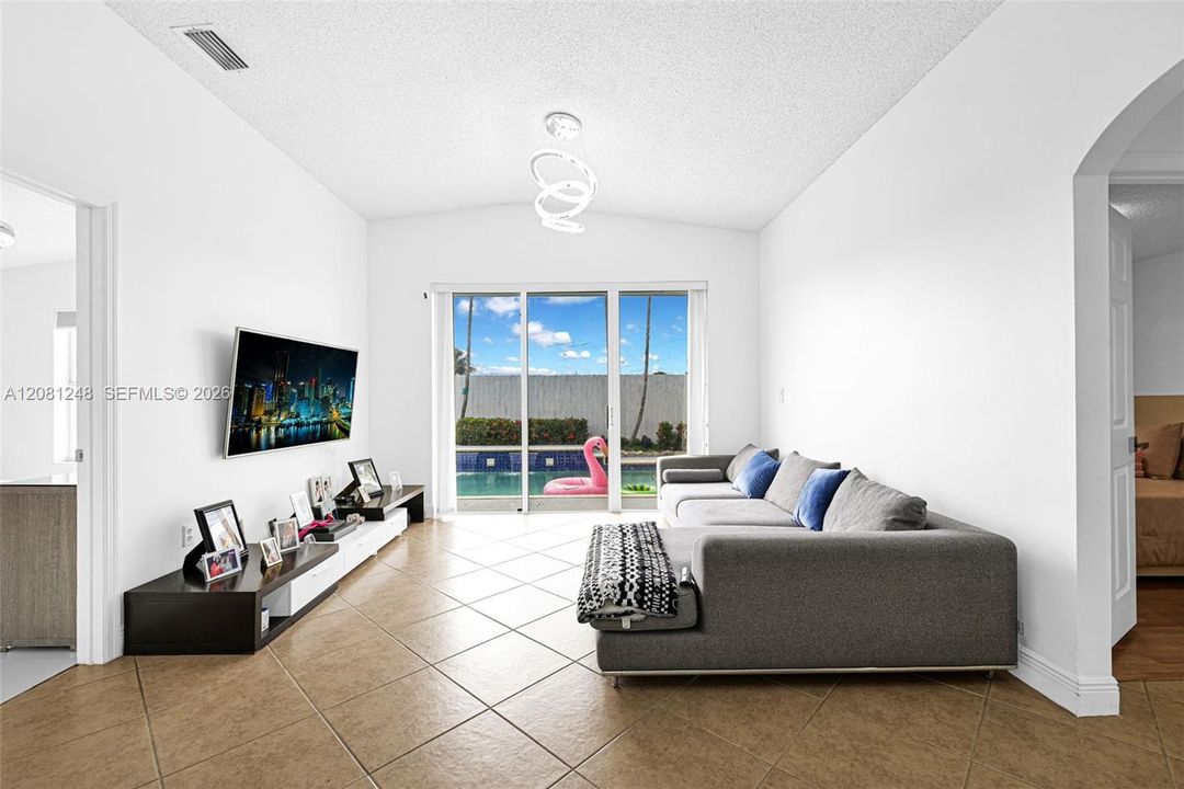 For Sale: $669,999 (4 beds, 3 baths, 1616 Square Feet)