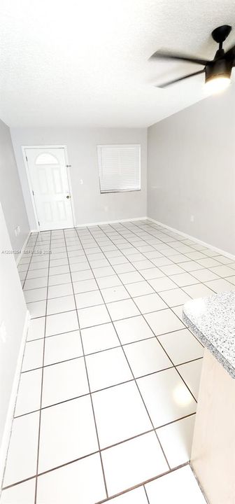 En Renta: $2,100 (2 camas, 2 baños, 812 Pies cuadrados)