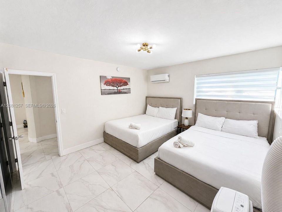En Renta: $2,500 (2 camas, 1 baños, 1000 Pies cuadrados)