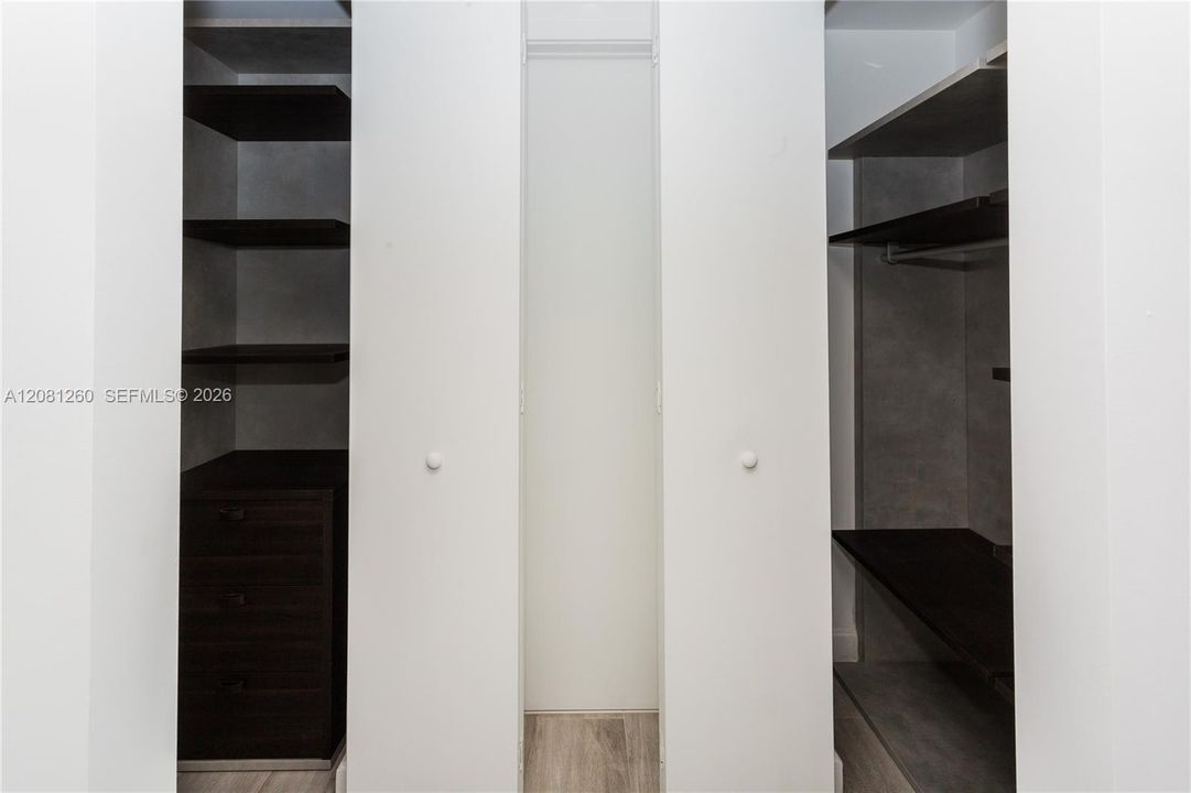 В аренду: $3,850 (1 спален, 2 ванн, 843 Квадратных фут)